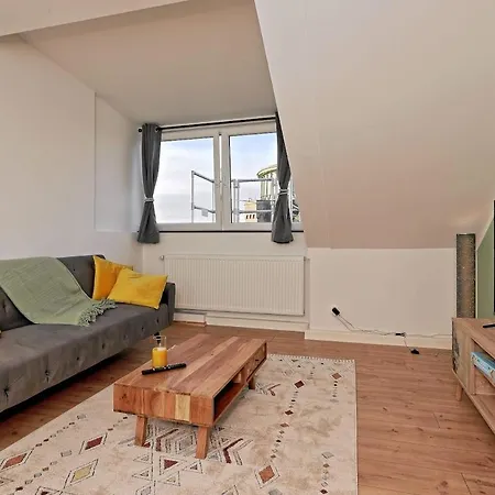 Honey & Homey - - Netflix - Wifi - 4 People Essen
